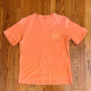 Vineyard Vines T-Shirt Glow in the Dark Logo Coral Size L(16) Boys